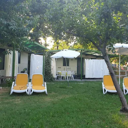 Cascina Le Volpi Campsite Solferino